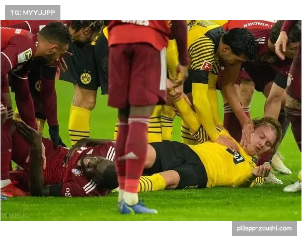 多特蒙德防线四名中卫伤缺暴露阵容深度不足